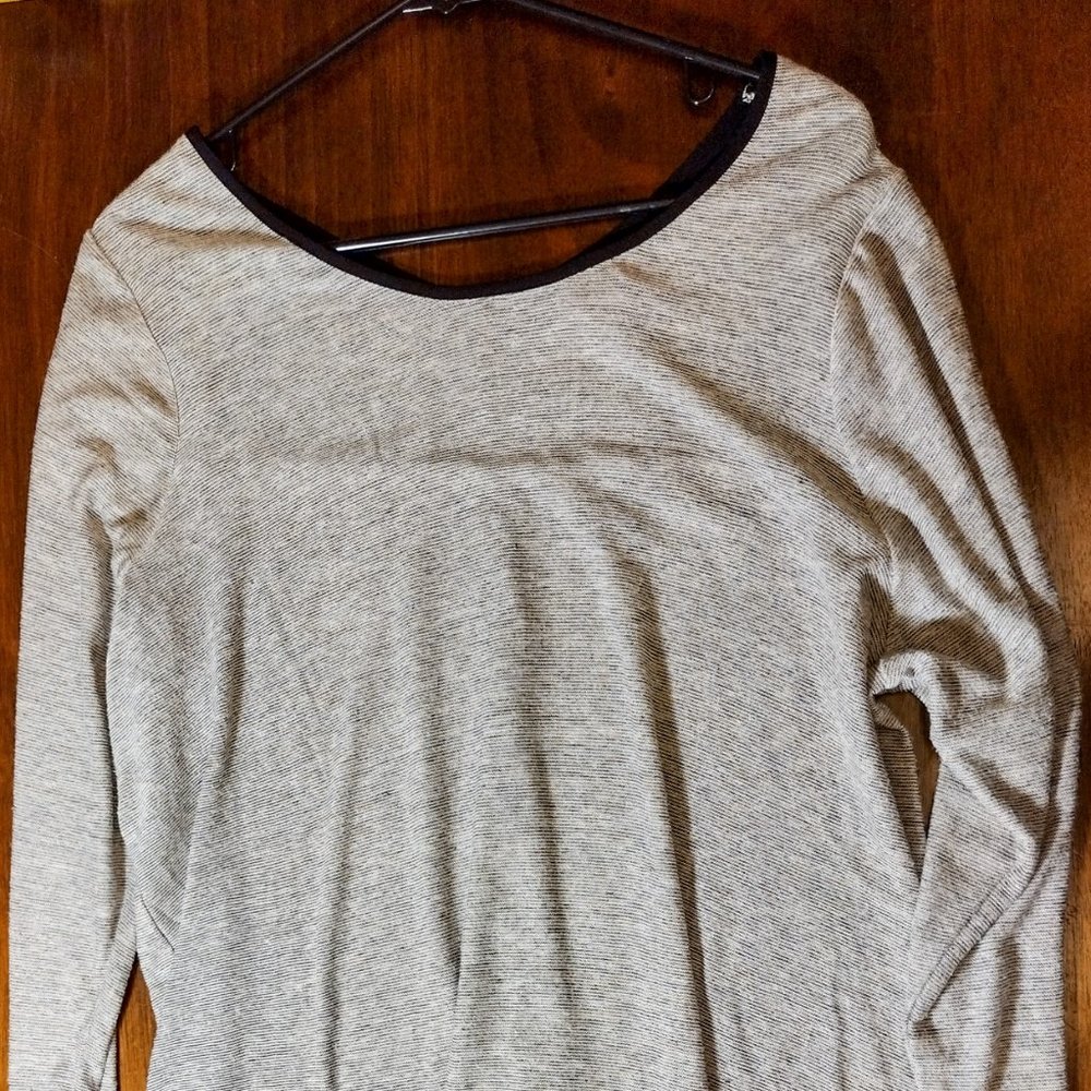 Layne Bryant Zipper Back Long Sleeve Shirt